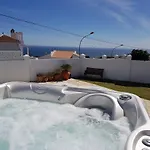 - Zeezicht, Zwembad Villa *