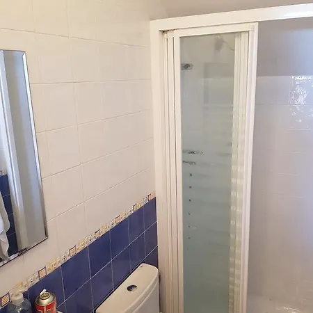 - Zeezicht, Zwembad * Nerja