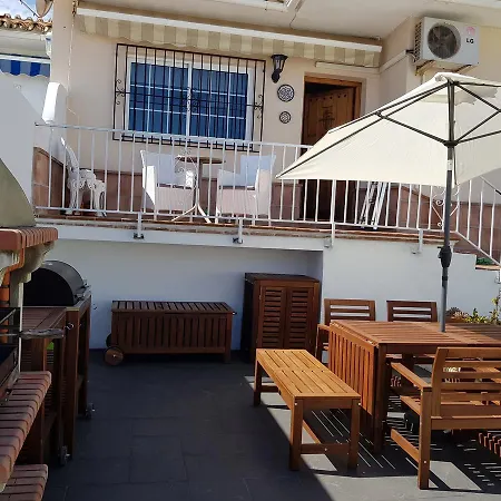 - Zeezicht, Zwembad فيلة