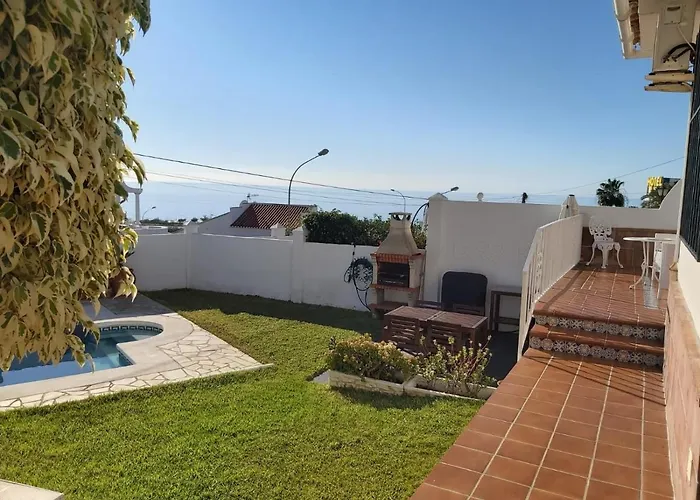 - Zeezicht, Zwembad Villa *